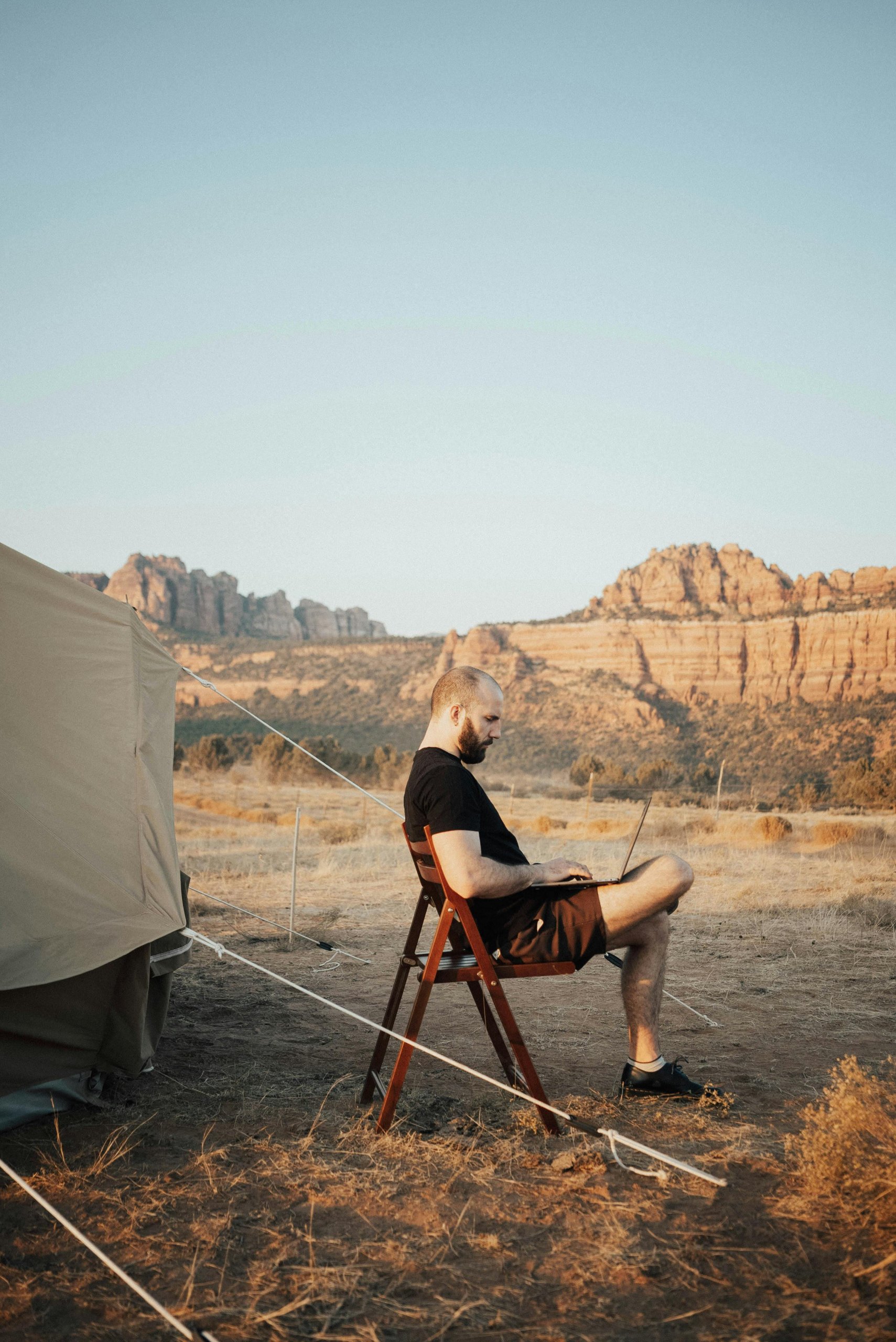 Laptop-and-nature